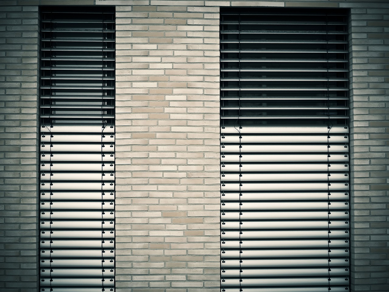 window, architecture, venetian blinds